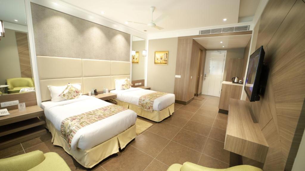 The Grand Village Moradabad Exterior foto