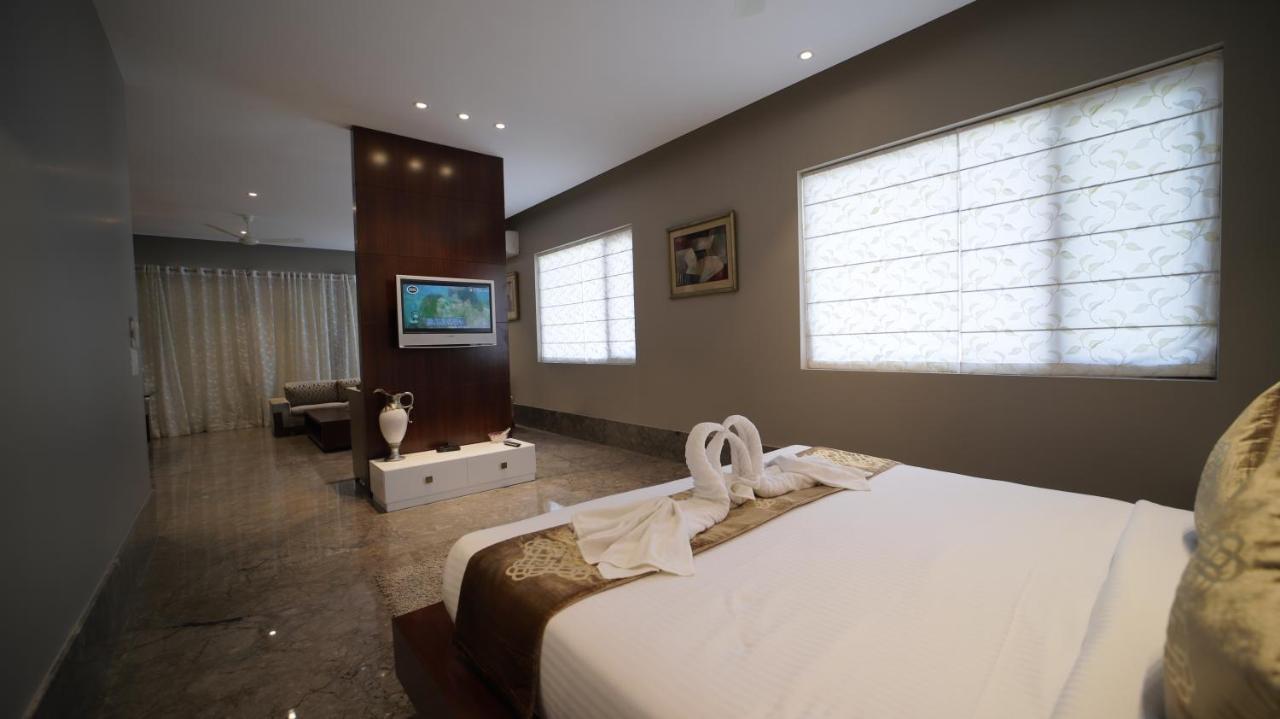 The Grand Village Moradabad Exterior foto